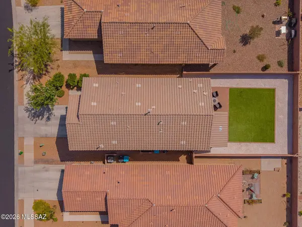 8038 S Golden Bell Dr, Tucson, AZ 85747
