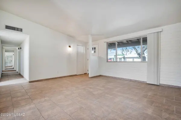 2302 W Sumaya Pl, Tucson, AZ 85741