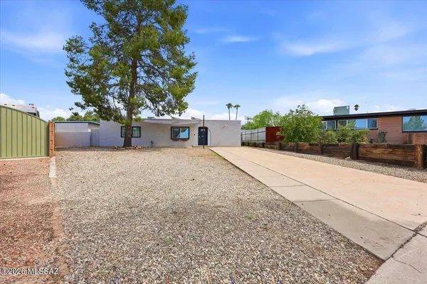 8581 E Lee Pl, Tucson, AZ 85715