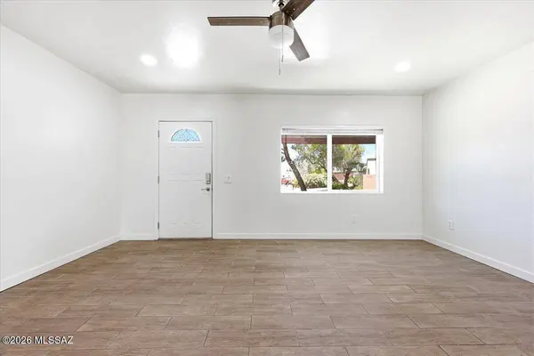 8581 E Lee Pl, Tucson, AZ 85715