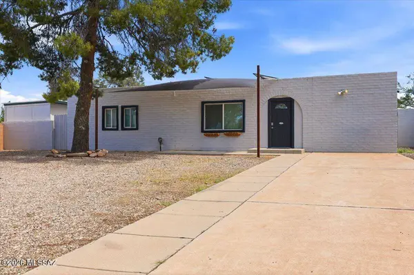 8581 E Lee Pl, Tucson, AZ 85715