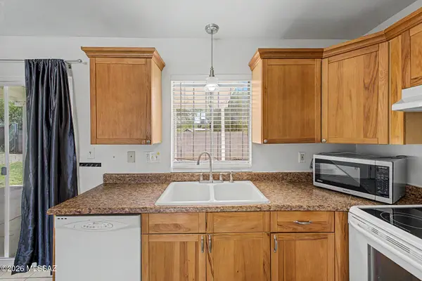 6548 E Barrow St, Tucson, AZ 85730