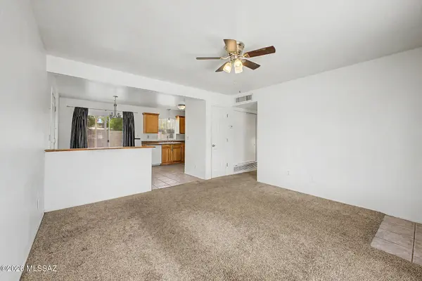 6548 E Barrow St, Tucson, AZ 85730