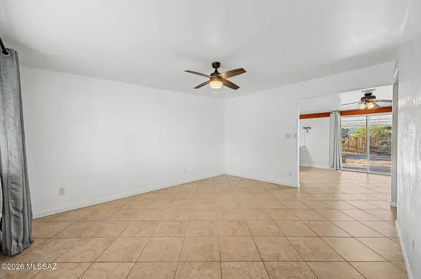 5353 E Douglas St, Tucson, AZ 85711