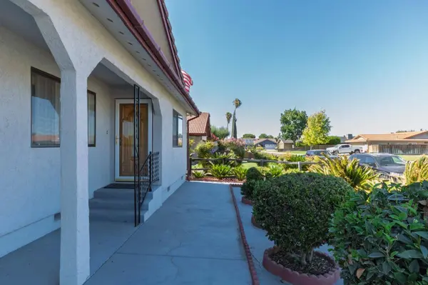 2115 S 11th ST, Los Banos, CA 93635