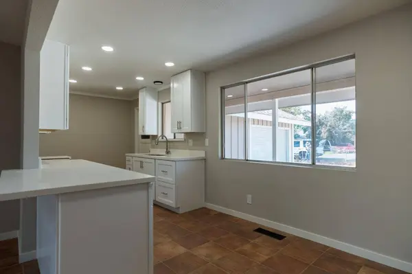 2085 Cabot AVE, Merced, CA 95348