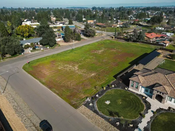 2484 Sierra Springs CT, Atwater, CA 95301