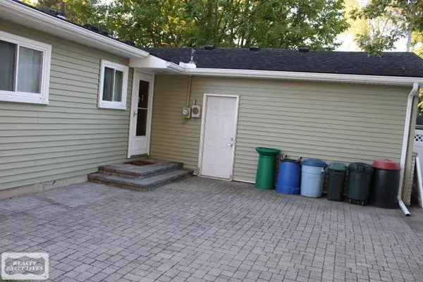 23927 Demley Drive, Clinton Township, MI 48035