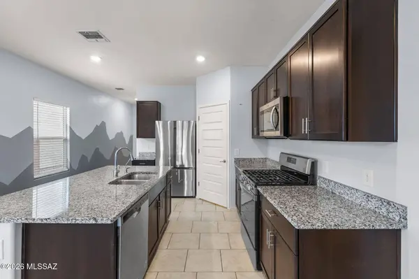 2605 E Calle Tobo, Tucson, AZ 85706