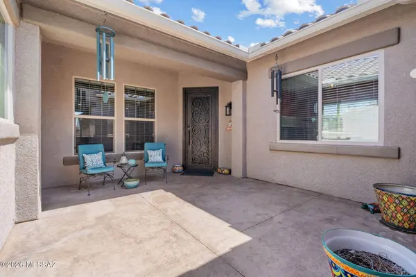 12379 N Pathfinder Dr, Marana, AZ 85658