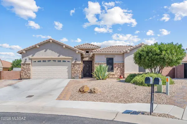 12379 N Pathfinder Dr, Marana, AZ 85658