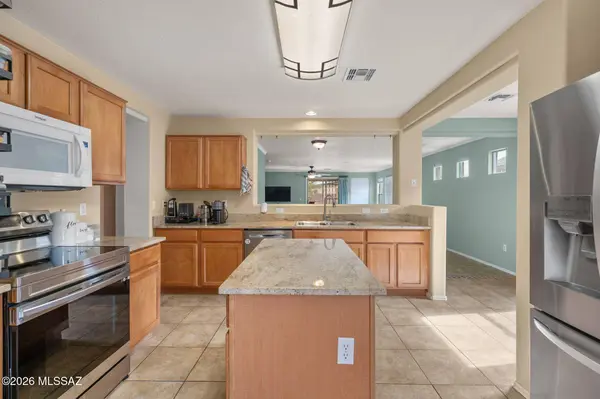 11389 W Massey Dr, Marana, AZ 85653
