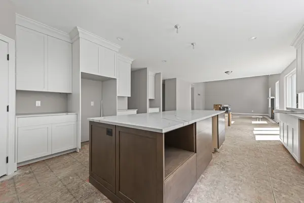 3258 Shorewood Ave, Fort Gratiot, MI 48059-3140