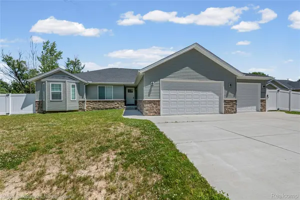 4429 RIVER RD, East China Township, MI 48054