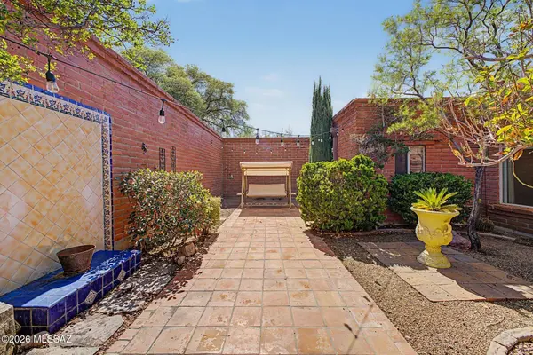 1672 W Camino Campestre, Nogales, AZ 85621