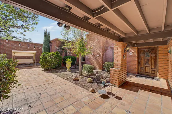 1672 W Camino Campestre, Nogales, AZ 85621