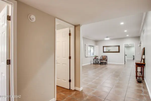 8972 E Linden St, Tucson, AZ 85715
