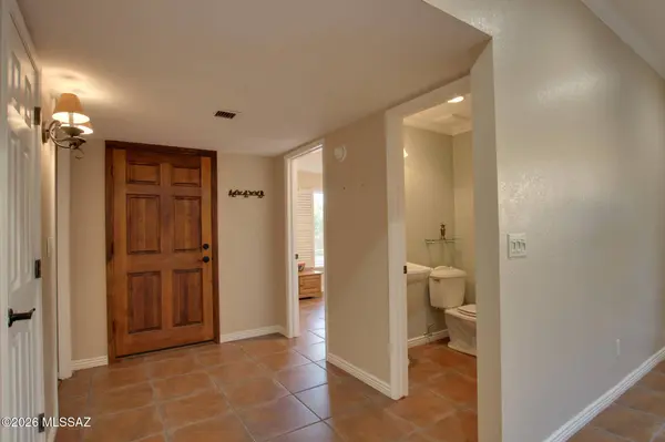 8972 E Linden St, Tucson, AZ 85715