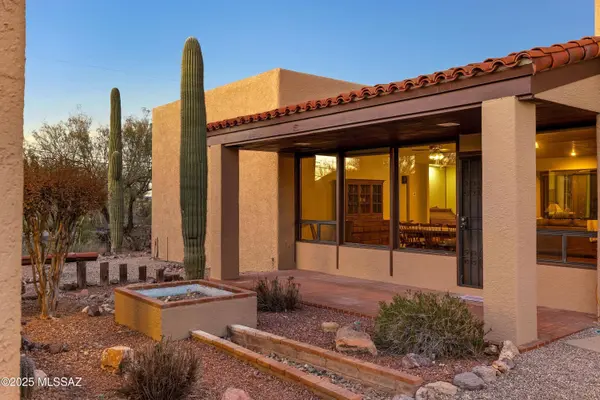 2614 N Grannen Rd, Tucson, AZ 85745