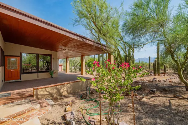 2614 N Grannen Rd, Tucson, AZ 85745