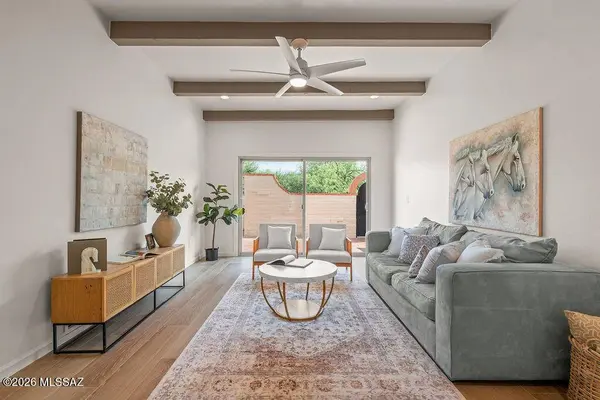 2566 N Avenida San Valle