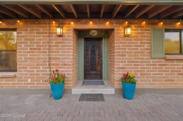 9420 E Sierra St, Tucson, AZ 85710