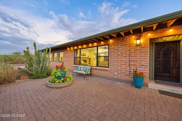 9420 E Sierra St, Tucson, AZ 85710