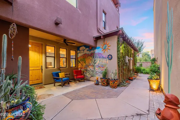 202 E Croydon Park Rd, Tucson, AZ 85704