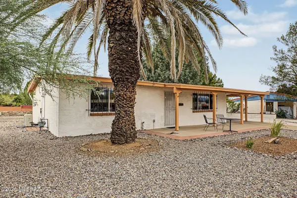 141 E El Naranjo, Green Valley, AZ 85614