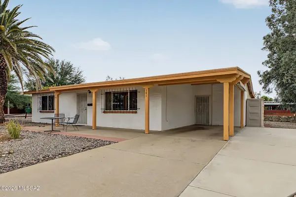 141 E El Naranjo, Green Valley, AZ 85614