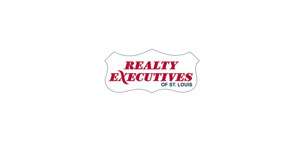 feature image of October in St. Louis: Pumpkin Everything, Fall Festivals &amp; Neighborhoods Worth Exploring