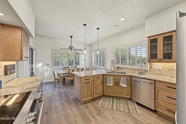 764 E Camino Diestro, Oro Valley, AZ 85704