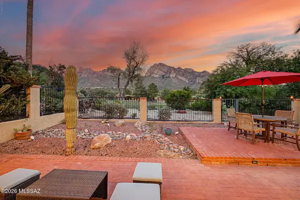 764 E Camino Diestro, Oro Valley, AZ 85704