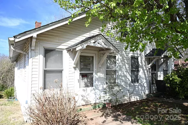 234 S Ervin AVE, Newton, NC 28658