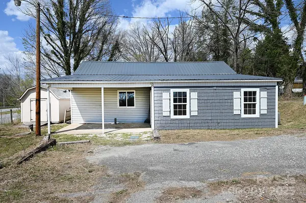 1412 Cliffside PL SE, Lenoir, NC 28645