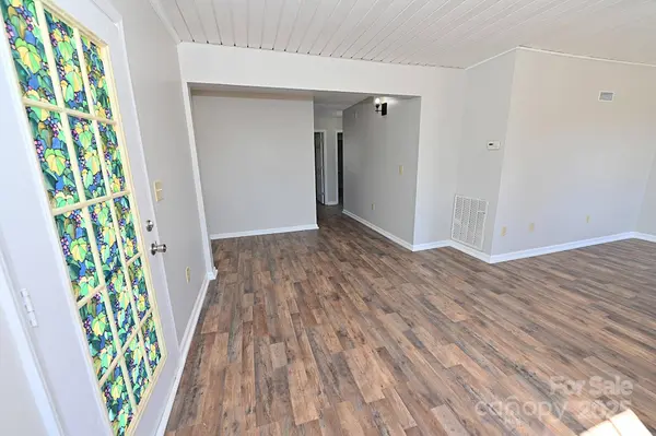 1412 Cliffside PL SE, Lenoir, NC 28645