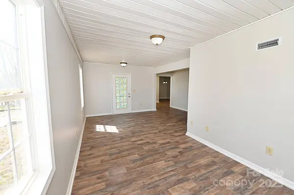 1412 Cliffside PL SE, Lenoir, NC 28645