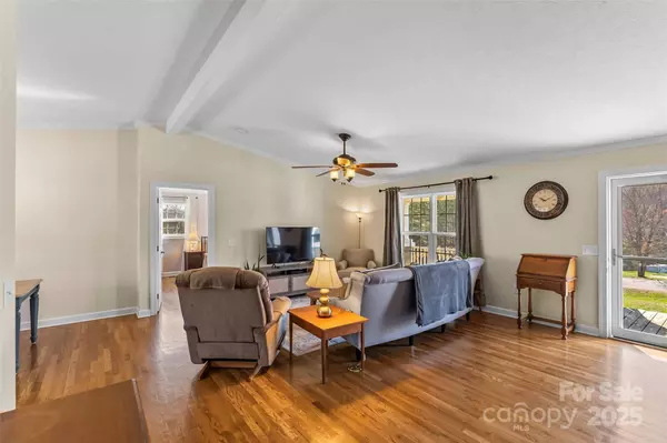 4311 Bridges FLD, Morganton, NC 28655