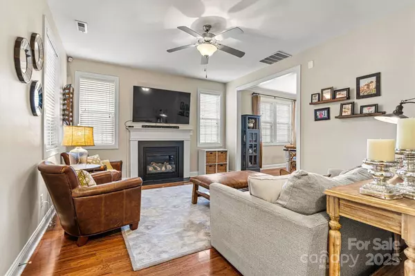 10210 Roosevelt DR, Huntersville, NC 28078