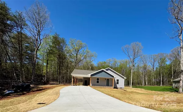 102 Kerda ST, Taylorsville, NC 28681