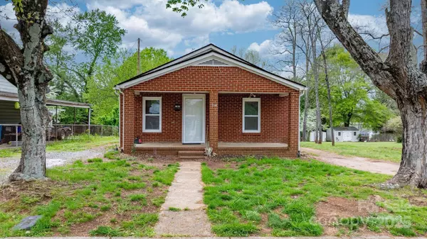 728 21st ST SW, Hickory, NC 28602