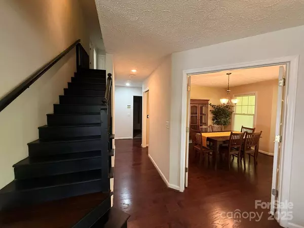 2835 DAV AVE, Morganton, NC 28655