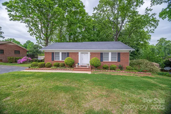 808 6th AVE SW, Conover, NC 28613