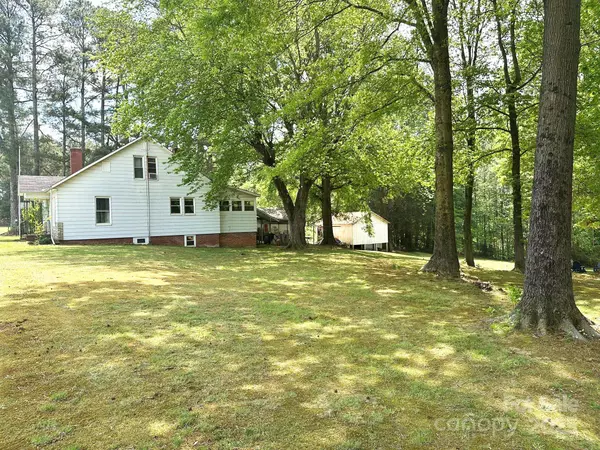 2535 S Nc 16 HWY, Newton, NC 28658