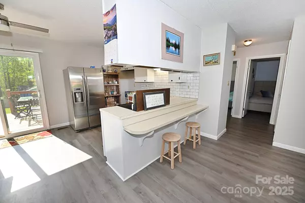 2263 Starbrooke DR, Newton, NC 28658