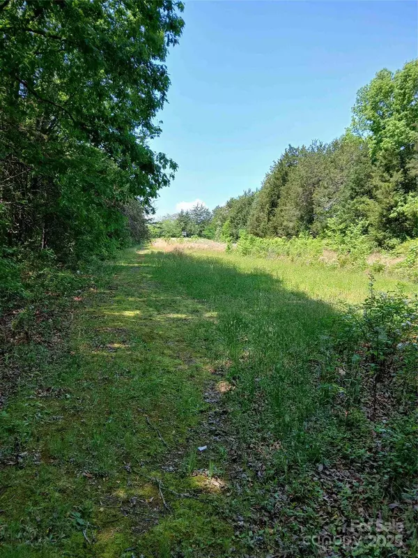 4194 Buffalo Shoals RD, Maiden, NC 28650