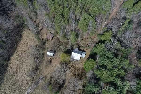 1517 Echo DR, Lenoir, NC 28645