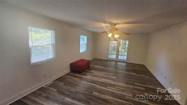 133 Pine State RD, Troutman, NC 28166