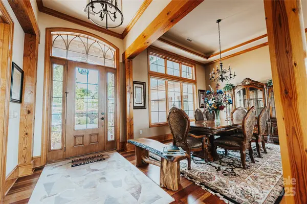 6205 Plantation Pointe DR, Granite Falls, NC 28630