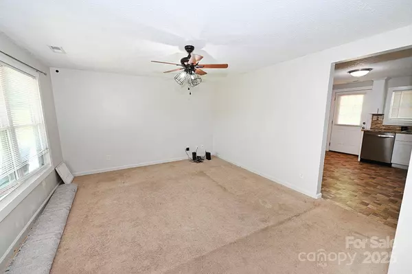 5197 Reese Store AVE, Morganton, NC 28655